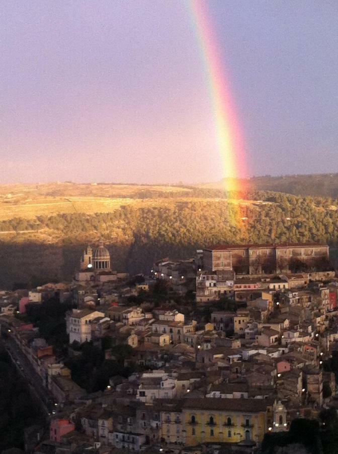 Bed and Breakfast La Chiave Di Volta Ragusa Exterior foto